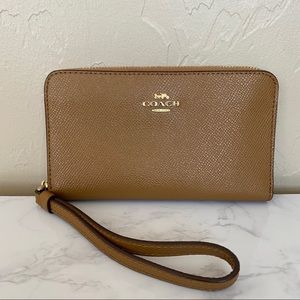 Coach Crossgrain Leather Zip Phone Wallet